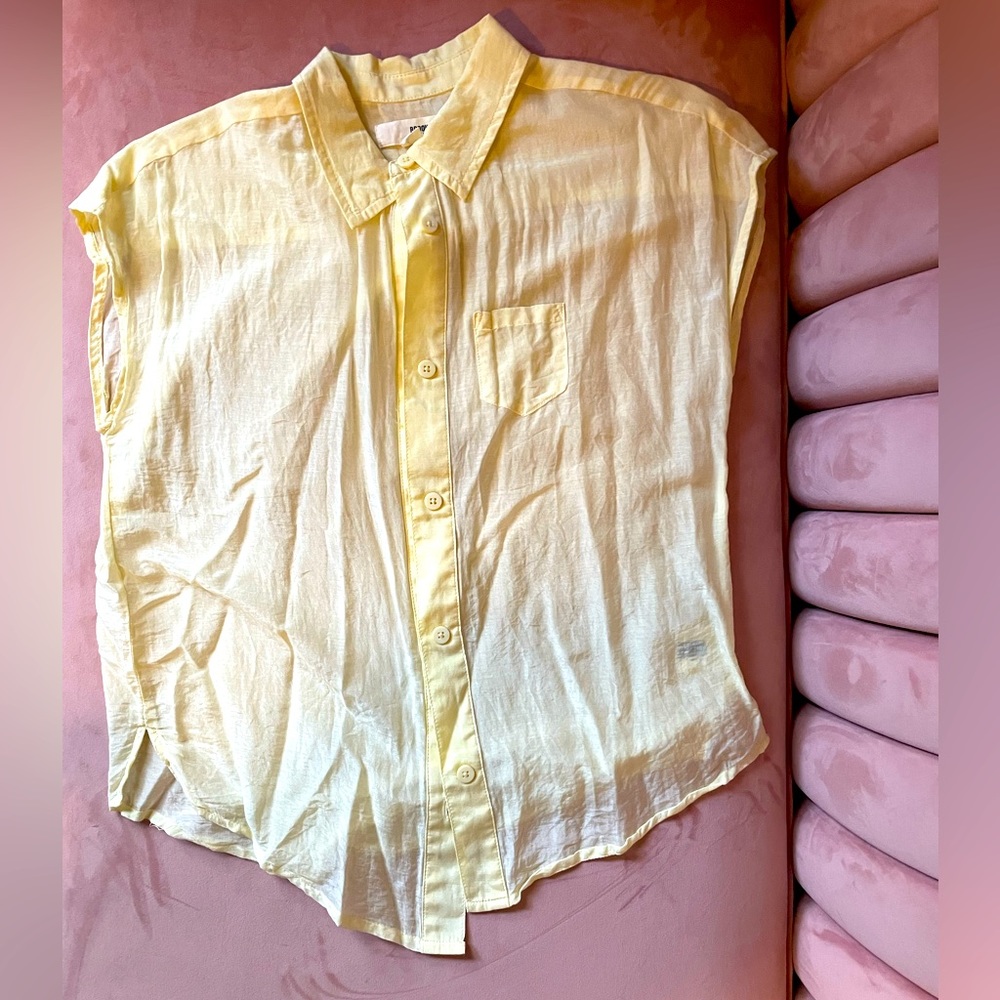 Light yellow billowy XS Brooklyn Industries silk short-sleeve button-down top